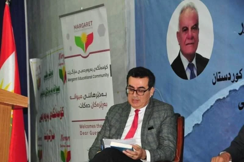 بزاڤی ڕەخنەی ئەدەبی لە ڕۆژھەڵاتی كوردستان