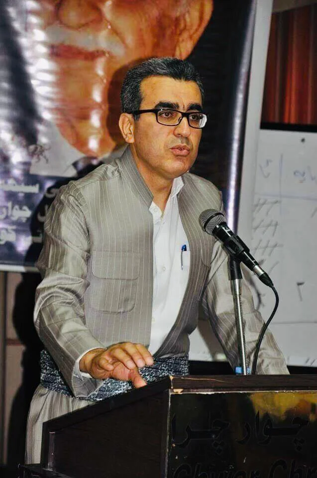 مژارێک لەسەر شیعری حەسیب قەرەداغی