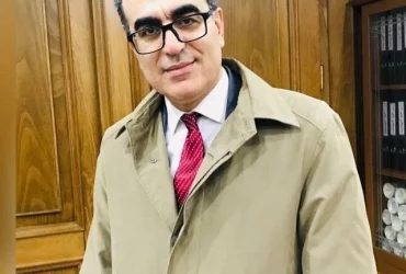 لێکدانەوەی عەبدولخالق یەعقووبی بۆ بەیتێکی نالی